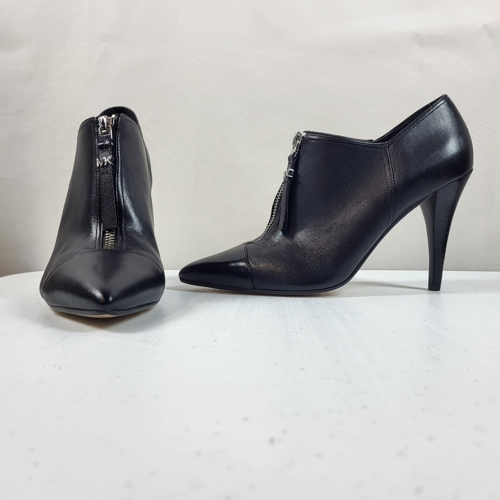 Michael Kors Bootie Black Leather Size 8